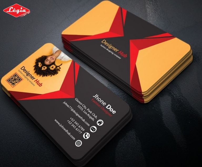 mẫu card visit kinh doanh Mẫu card visit với gam màu tối toát lên sự tinh tế, sang trọng