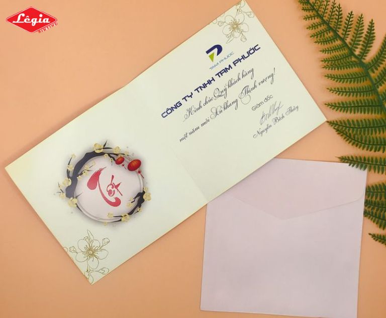 Mẫu in phong bì Tết dạng vuông đầy sáng tạo 